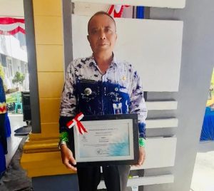 Penghargaan Hemat Energi dan Air untuk Kecamatan Aranio